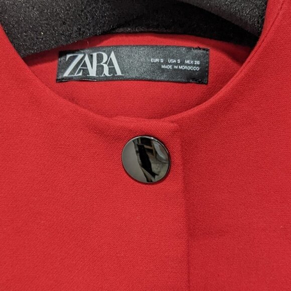 Zara | Button front jacket in red - Picture 6 of 12